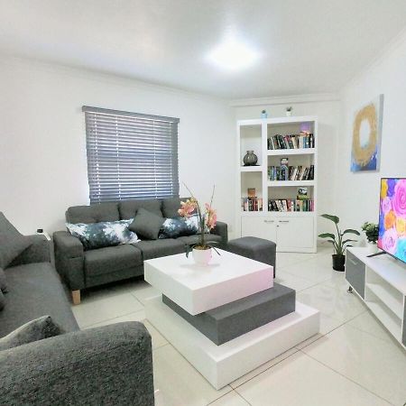 فيلا Stunning 2 Bed - Rooftop Braai Area - Sunset Views دوربان المظهر الخارجي الصورة